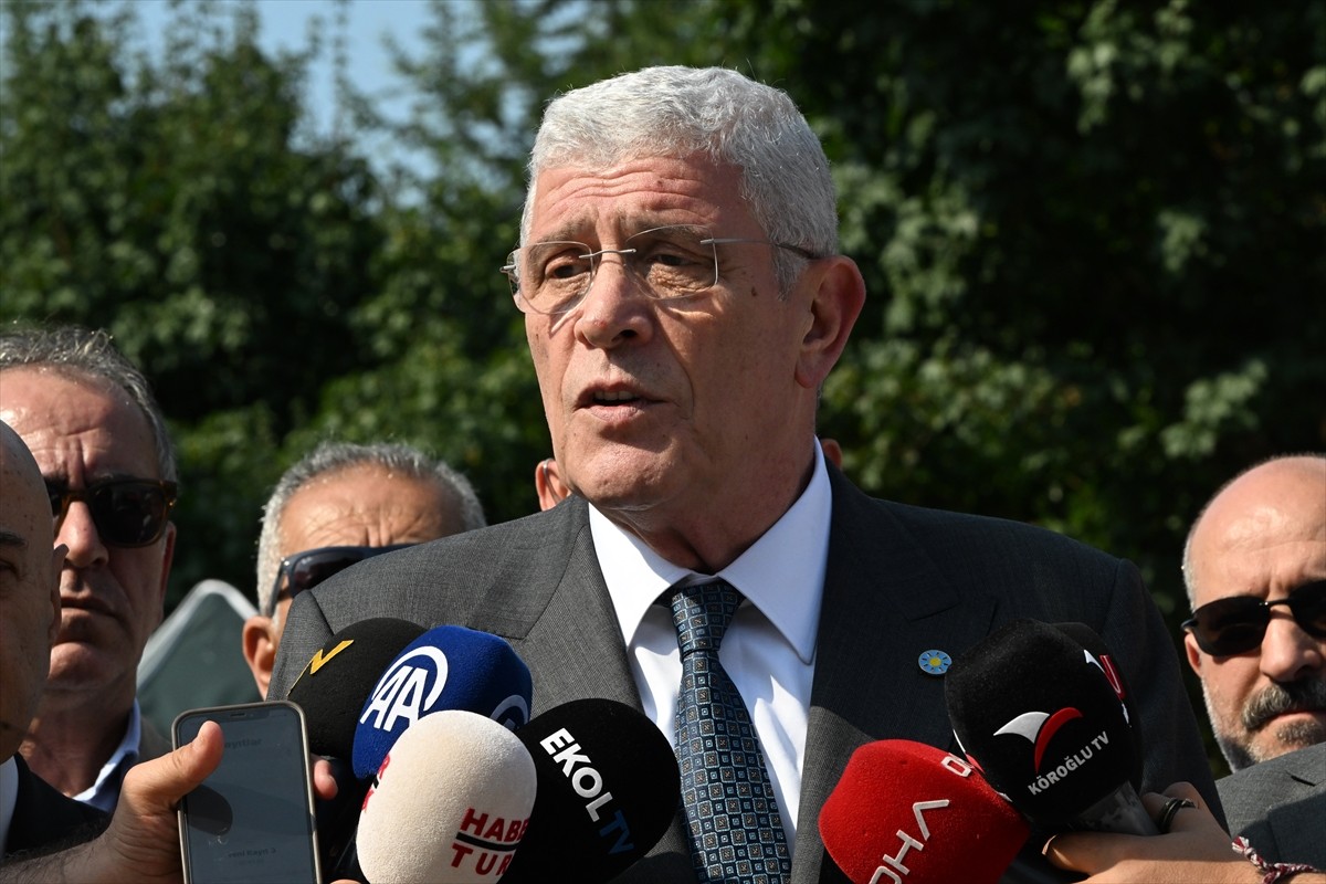 İYİ Parti Genel Başkanı Müsavat Dervişoğlu, Kartalkaya Kayak Merkezi'ndeki Grand Kartal Otel'de 21...