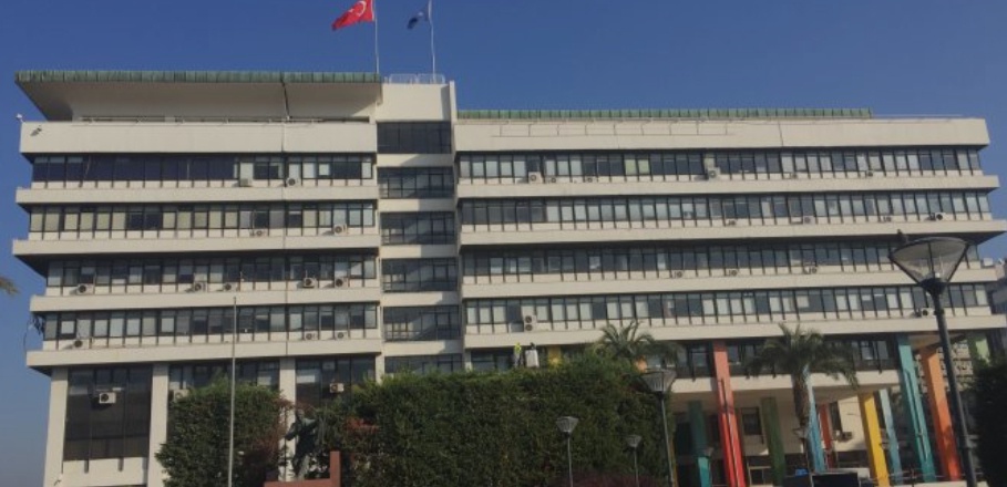 İzmir Büyükşehir Belediyesi'ne kayyum atanacak mı? Başkan dahil yüzlerce gözaltı 