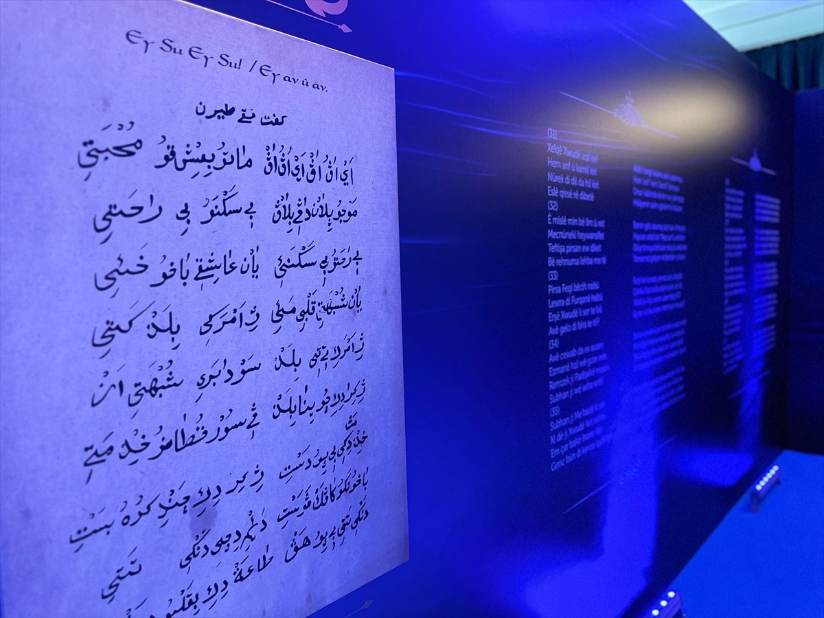 Kültür ve Turizm Bakanlığınca Van'da düzenlenen "Türkiye Kültür Yolu Festivali" kapsamında "Suda...