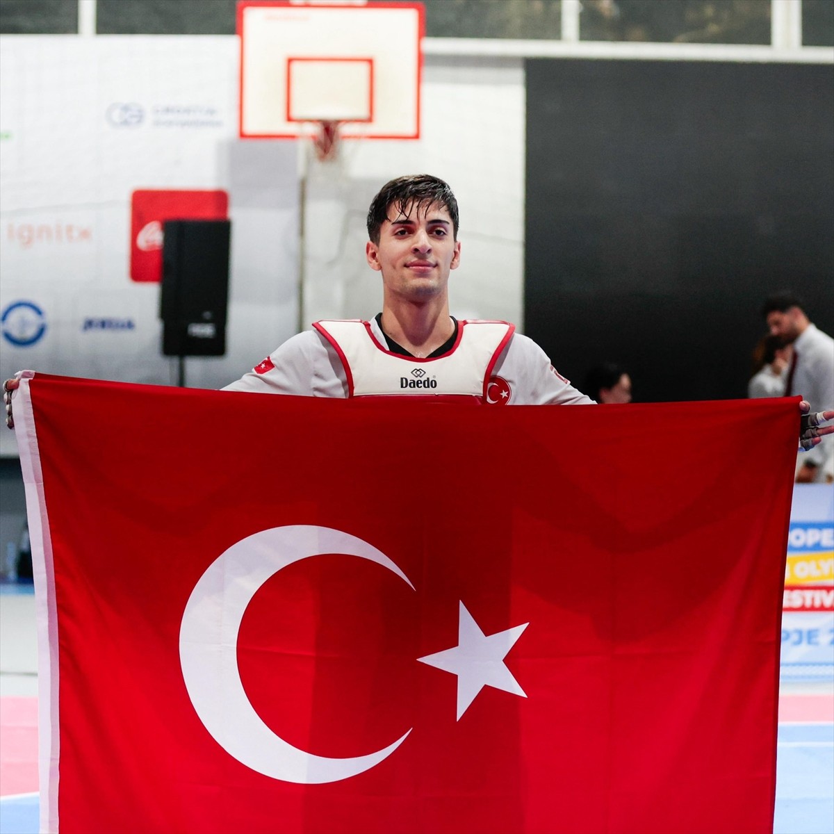 Milli tekvandocu Buğra Coşgungönül, Kuzey Makedonya'da devam eden 18. Avrupa Gençlik Olimpik Yaz...