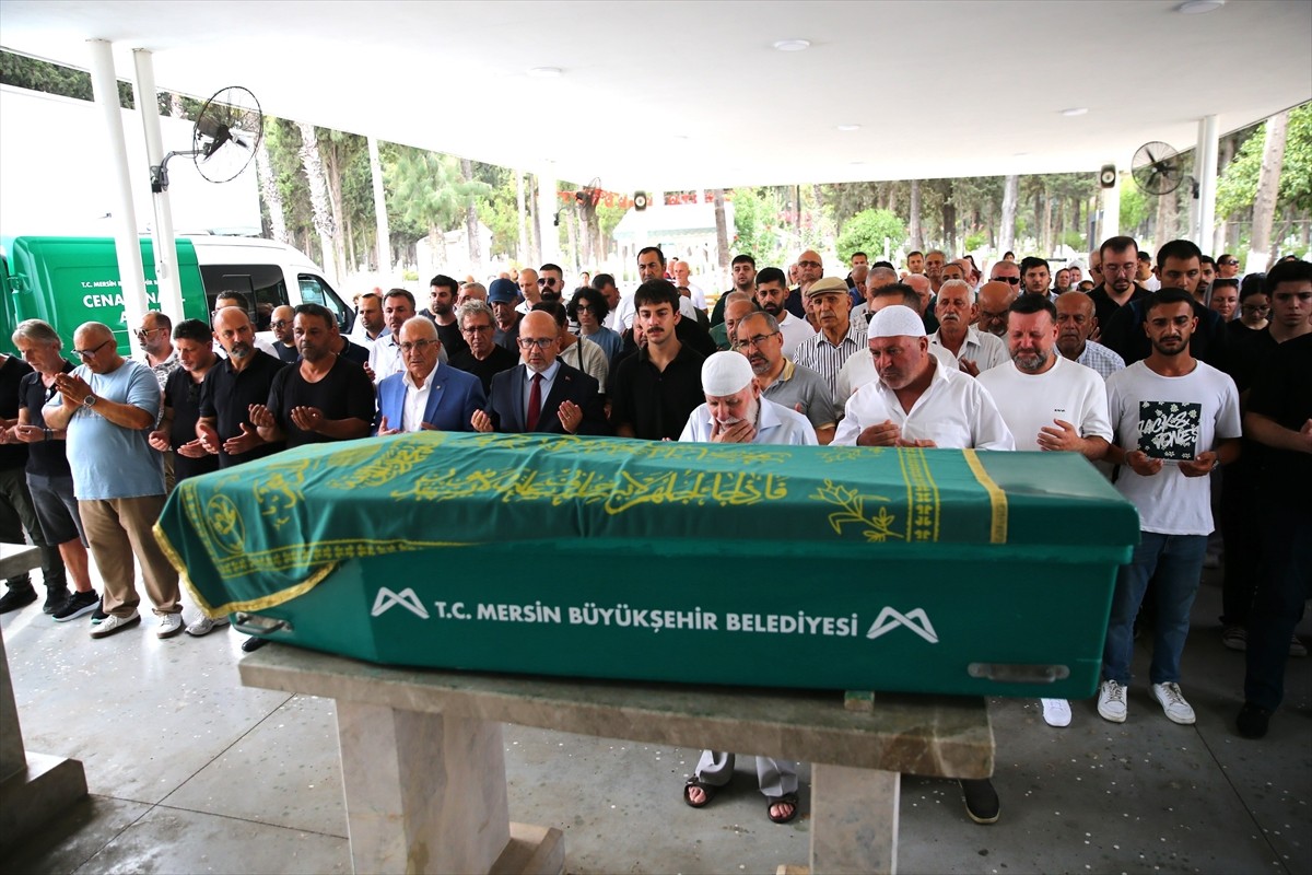 Muğla'da geçirdiği kalp krizi sonucu 62 yaşında hayatını kaybeden Sabah Gazetesi Ankara Haber...