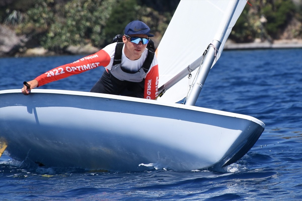 Muğla'nın Bodrum ilçesinden 6 yelkenci, ABD'de düzenlenecek 2025 ILCA 4 Gençler Dünya...