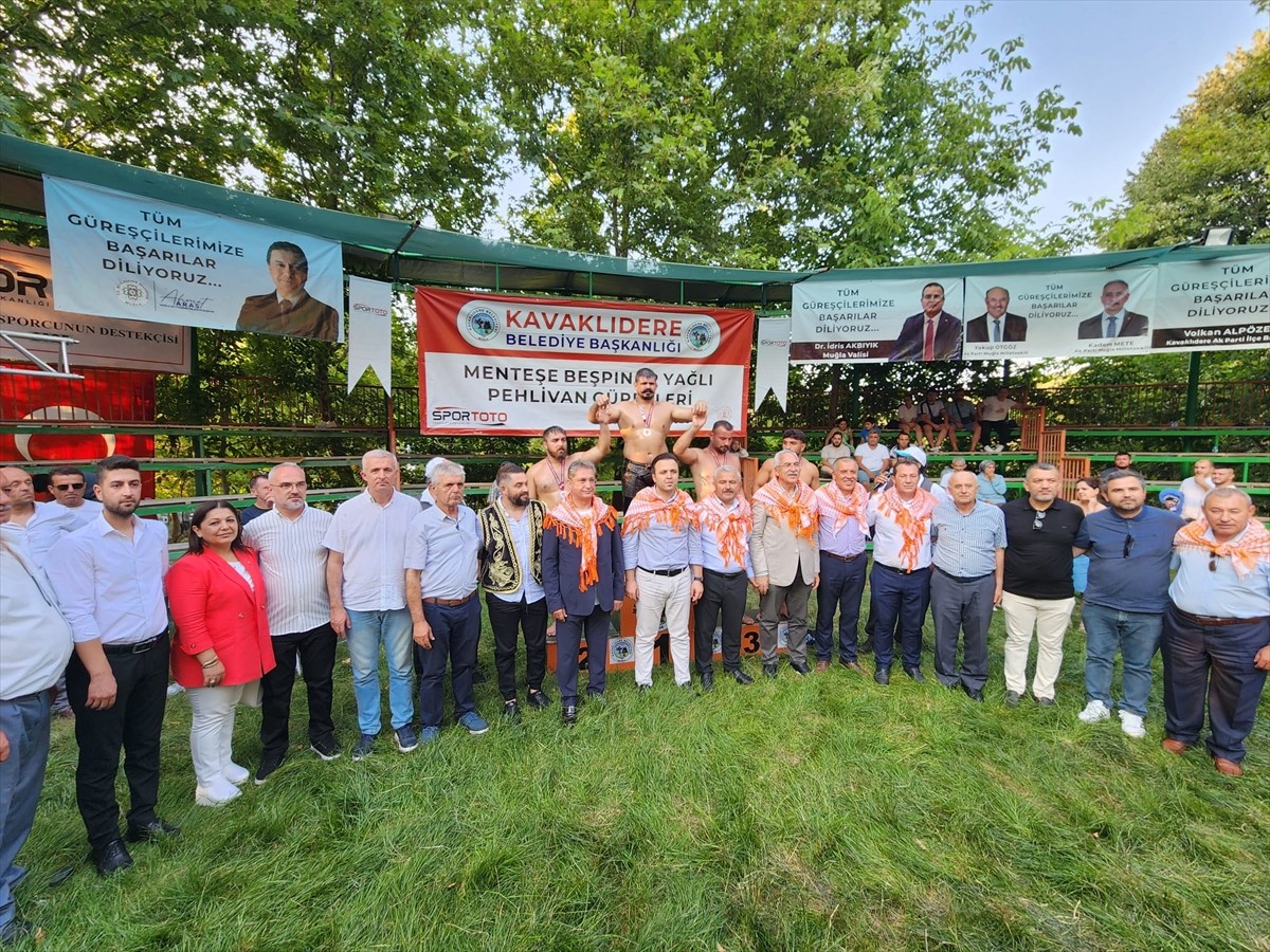 Muğla'nın Kavaklıdere ilçesinde bu yıl 31'incisi gerçekleştirilen Menteşe Beşpınar Yağlı...