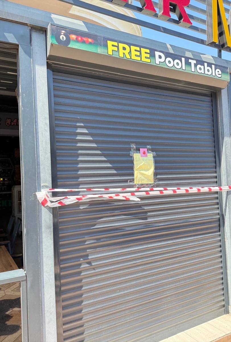 Muğla'nın Marmaris ilçesinde kadına şiddet uyguladıkları iddiasıyla 5 şüphelinin gözaltına...