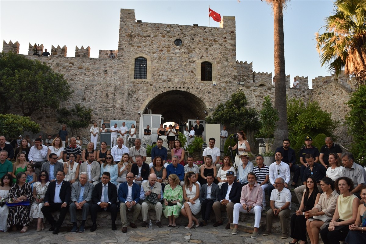 Muğla'nın Marmaris ilçesinde "Latin Amerika Ülkeleri - Marmaris Buluşması" etkinliği düzenlendi....