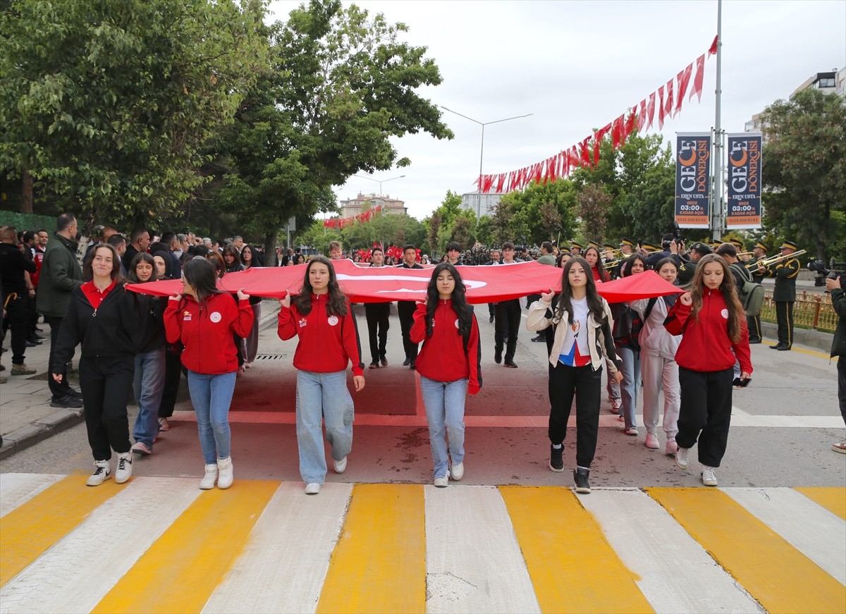 Mustafa Kemal Atatürk'ün Erzurum'a gelişinin 106. yıl dönümü dolayısıyla tören düzenlendi....