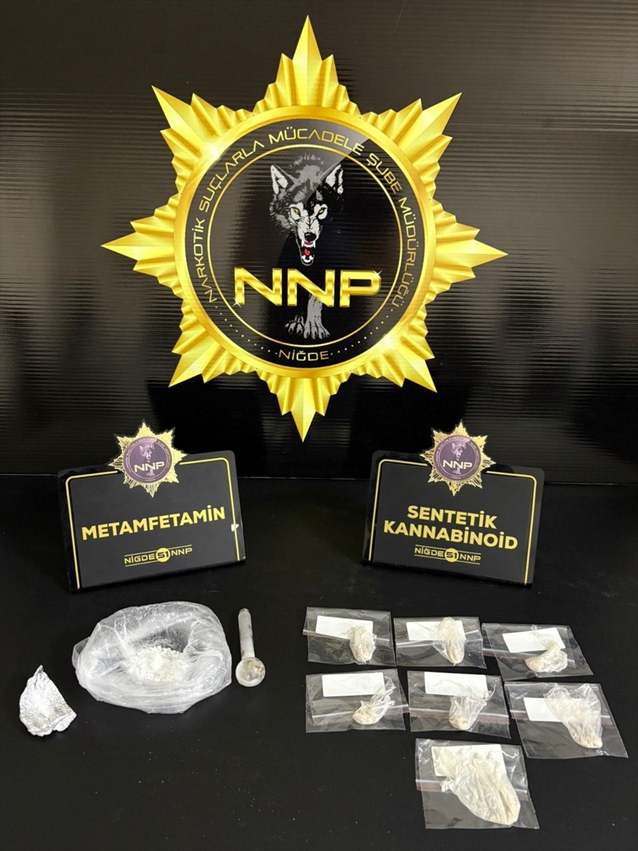 Niğde'de düzenlenen uyuşturucu operasyonlarında gözaltına alınan 7 şüpheliden 4'ü tutuklandı....