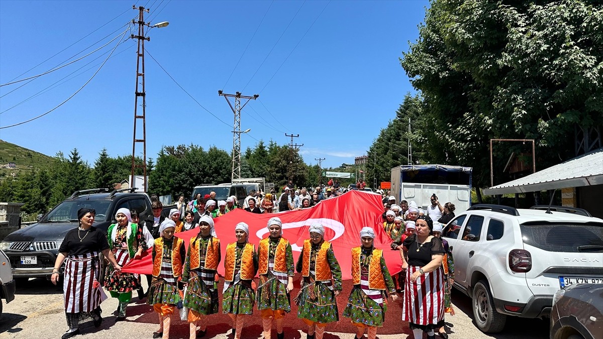 Ordu'nun Kabadüz ilçesinde, 2 bin rakımlı Çambaşı Yaylası'nda 22. Geleneksel Çambaşı Yayla...