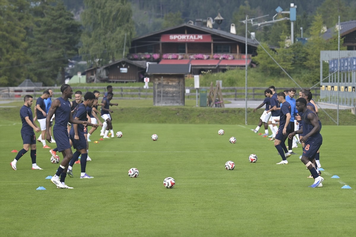 RAMS Başakşehir Futbol Takımı, yeni sezon hazırlıklarını Avusturya'da sürdürdü. Turuncu-lacivertli...