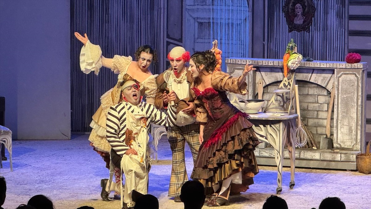 Samsun Devlet Opera ve Balesi, Georges Bizet'in ödüllü eseri "Doktor Mucize" operasını Trabzon'da...