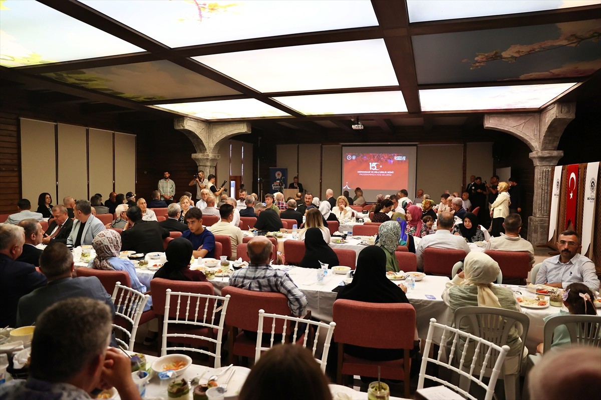 Samsun Valisi Orhan Tavlı, 15 Temmuz Demokrasi ve Milli Birlik Günü dolayısıyla şehit aileleri ve...