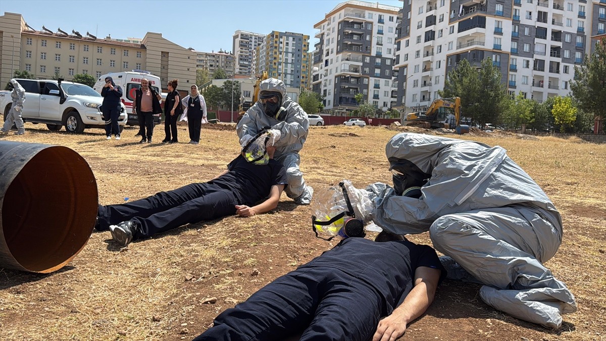 Siirt Eğitim ve Araştırma Hastanesinde, Kimyasal, Biyolojik, Radyolojik ve Nükleer (KBRN)...