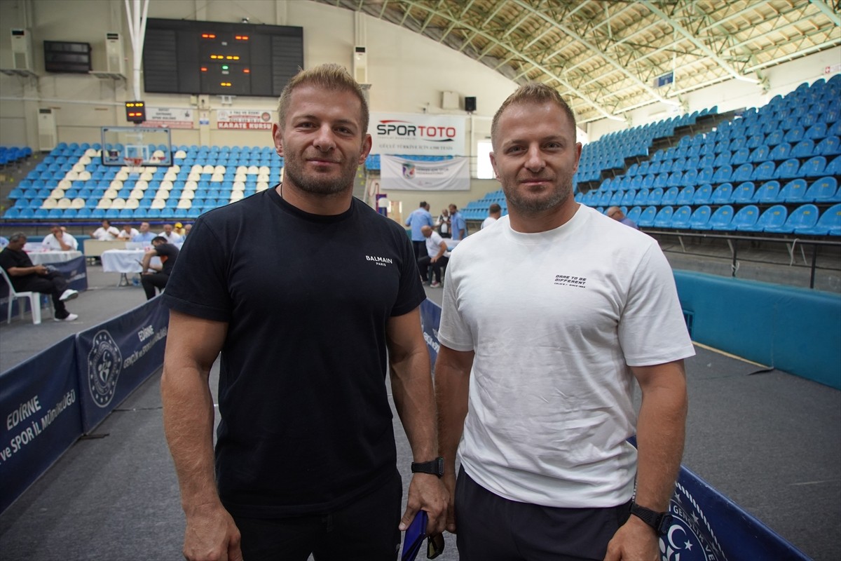 Tarihi Kırkpınar Yağlı Güreşleri'nde 2013 ve 2017 yıllarında altın kemer kazanan başpehlivan...