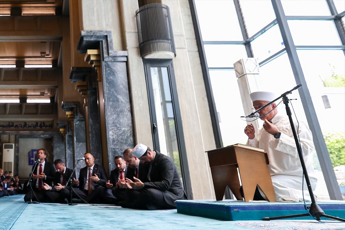 TBMM Başkanı Numan Kurtulmuş, 15 Temmuz Demokrasi ve Milli Birlik Günü dolayısıyla Meclis...