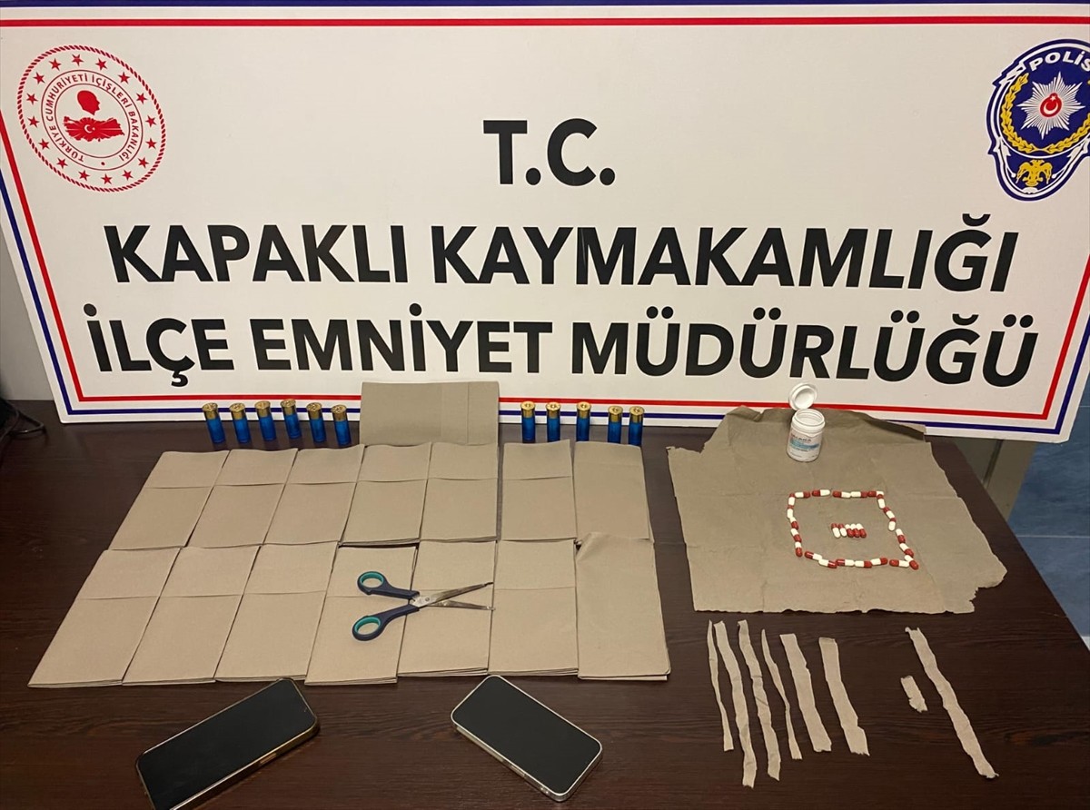 Tekirdağ'da düzenlenen uyuşturucu operasyonunda gözaltına alınan 4 şüpheli tutuklandı....