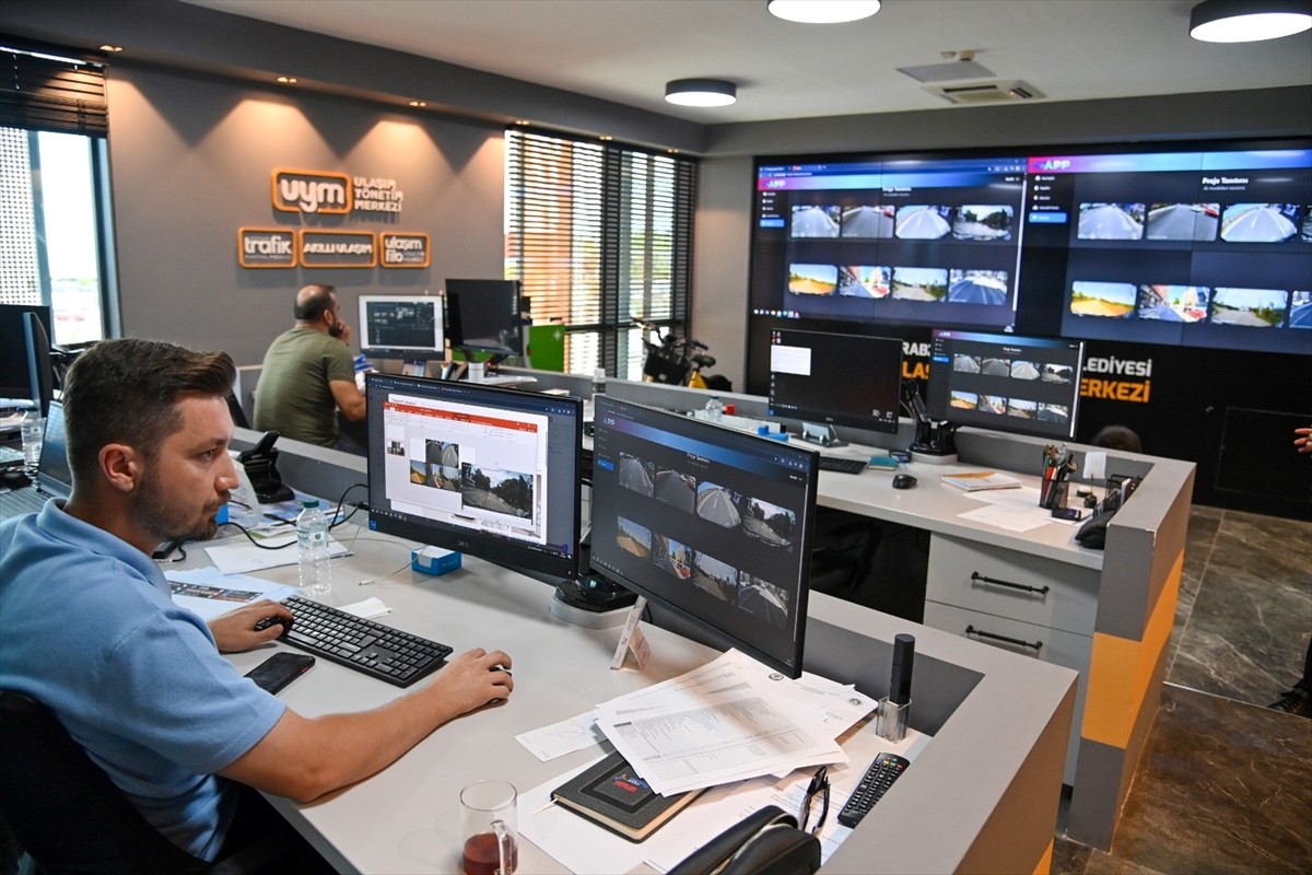 Trabzon Büyükşehir Belediyesi ve HAVELSAN işbirliğiyle yollardaki sorunların hızlıca giderilmesi...