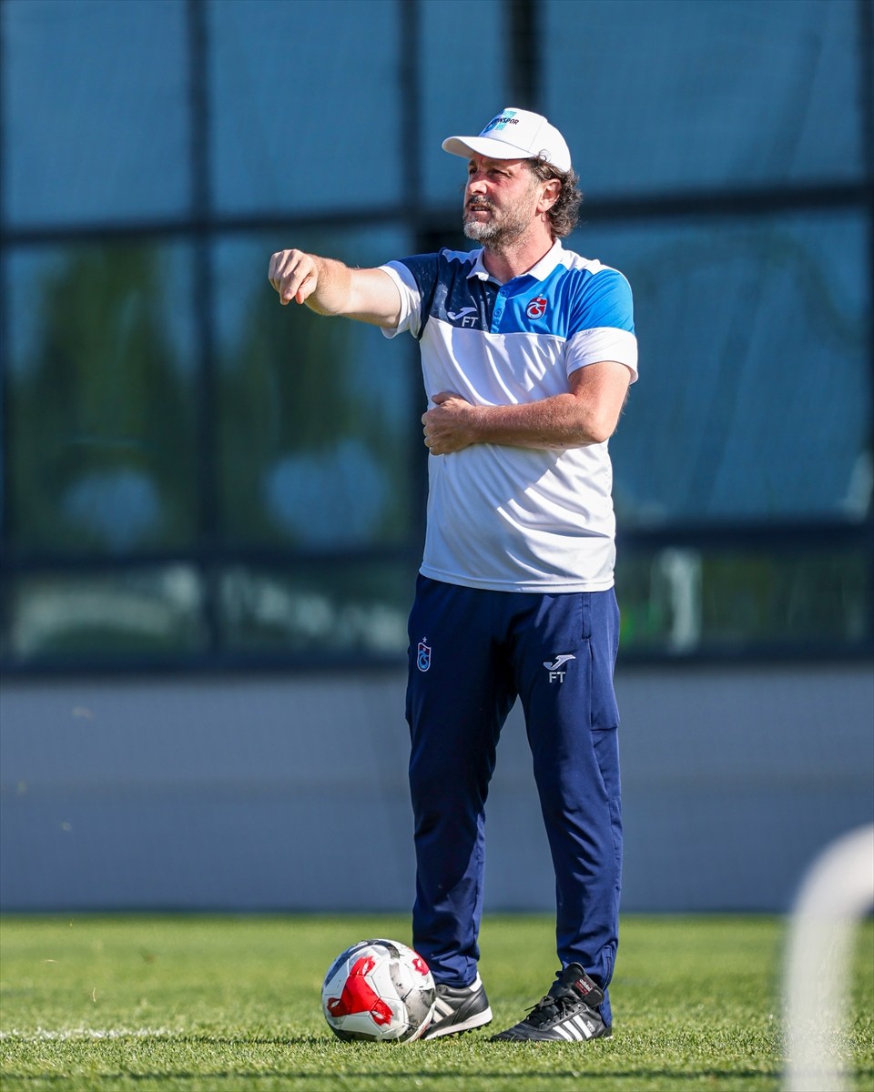 Trabzonspor, yeni sezon hazırlıklarına Mehmet Ali Yılmaz Tesisleri'nde yapılan antrenmanla devam...