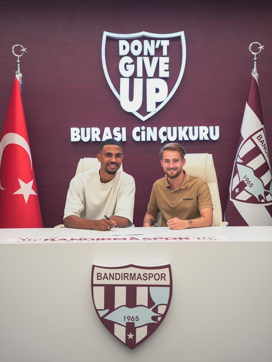 Trendyol 1. Lig ekiplerinden Bandırmaspor, Beninli stoper Cedric Hountondji'yi kadrosuna dahil...