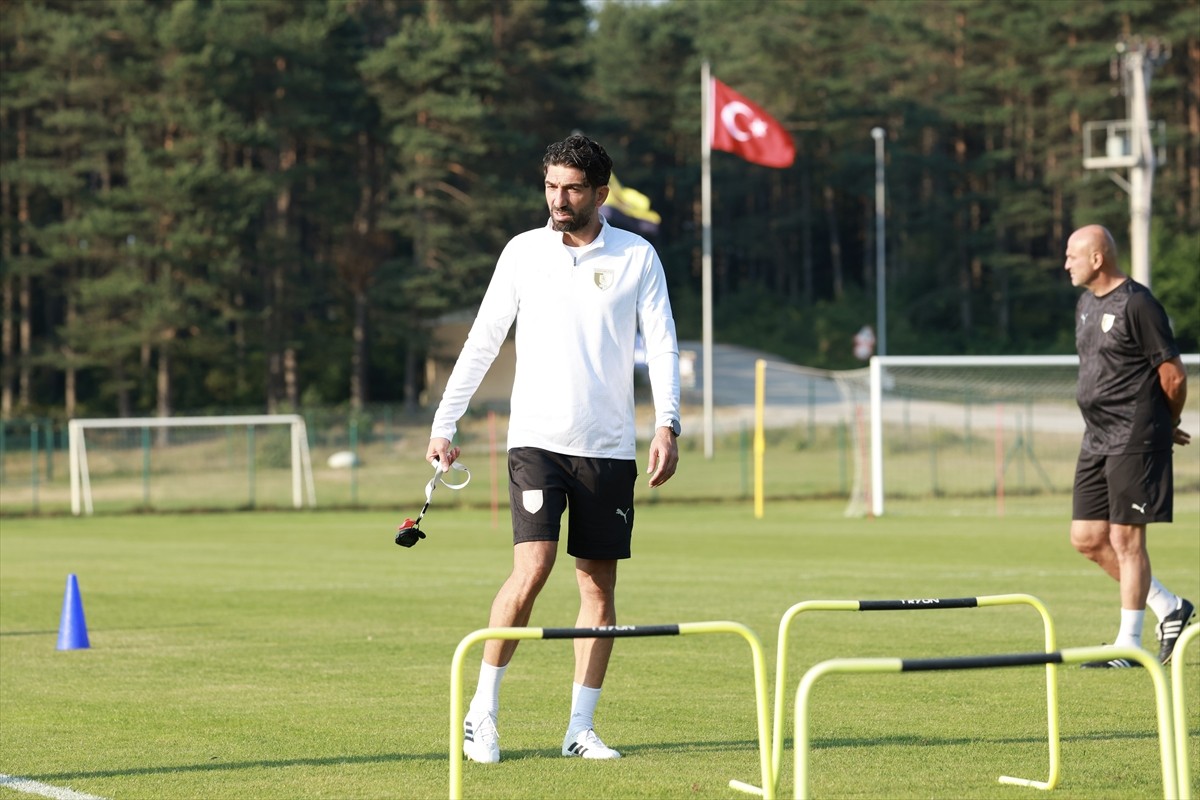 Trendyol 1. Lig ekiplerinden Sipay Bodrum FK'nin yeni teknik direktörü Burhan Eşer, takım kültürü...