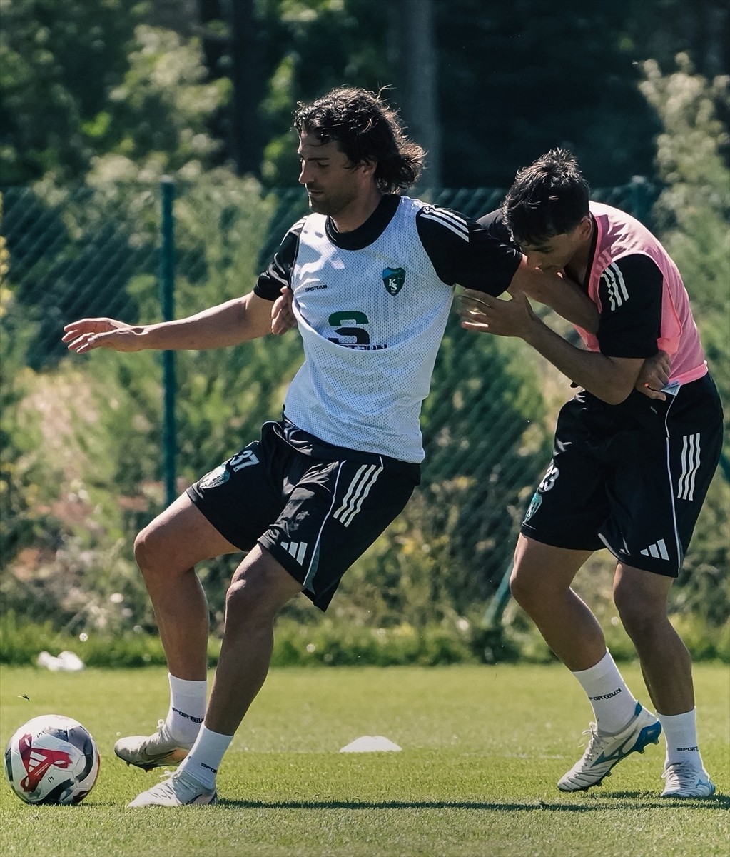 Trendyol Süper Lig ekiplerinden Kocaelispor'un Düzce kampı sona erdi.