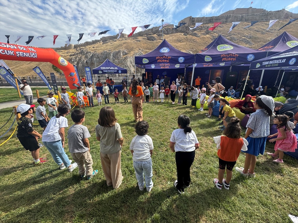 Türkiye Kültür Yolu Festivali'nin dördüncü durağı olan Van'da, ASELSAN 50. Yıl Çocuk Şenliği...