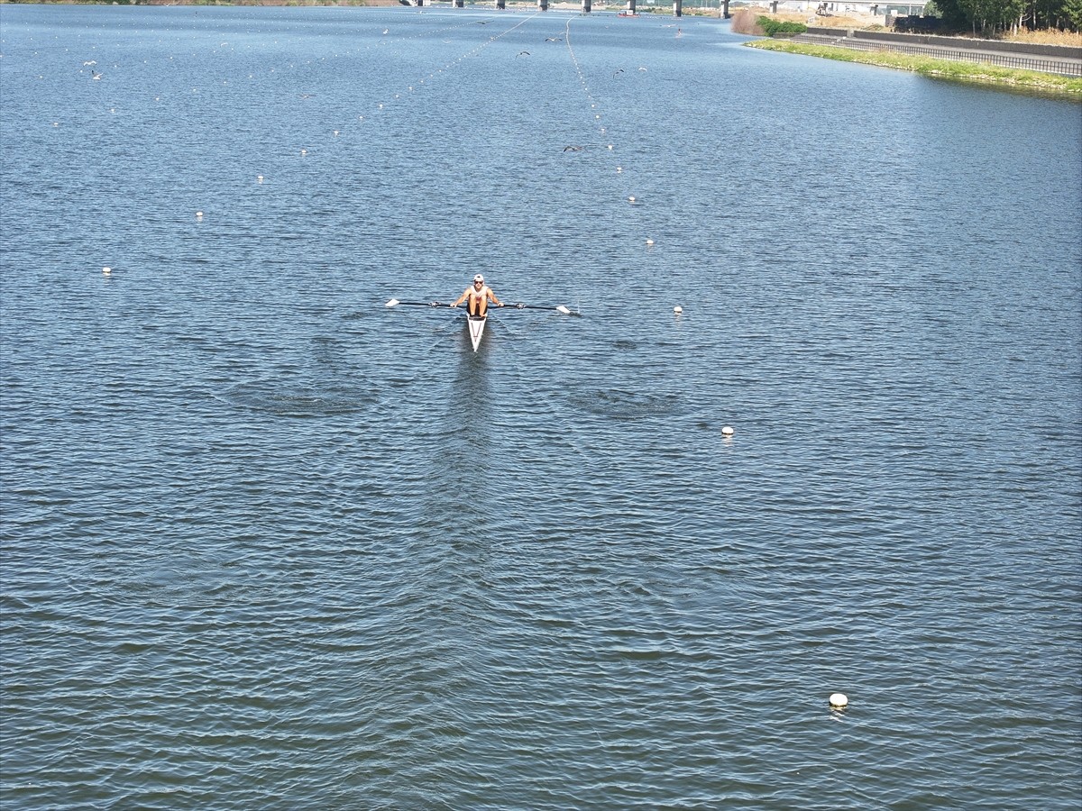 Türkiye Kürek Federasyonu tarafından Meriç Nehri'nde düzenlenecek Gençler Türkiye Kupası'na...