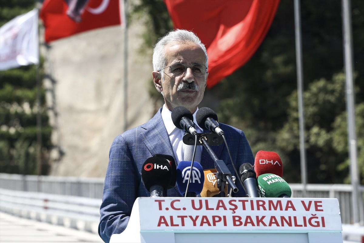 Ulaştırma ve Altyapı Bakanı Abdulkadir Uraloğlu, Doğancı Tüneli ve bağlantı yollarının açılış...