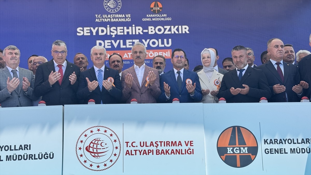 Ulaştırma ve Altyapı Bakanı Abdulkadir Uraloğlu, Seydişehir-Bozkır Devlet Yolu Temel Atma...
