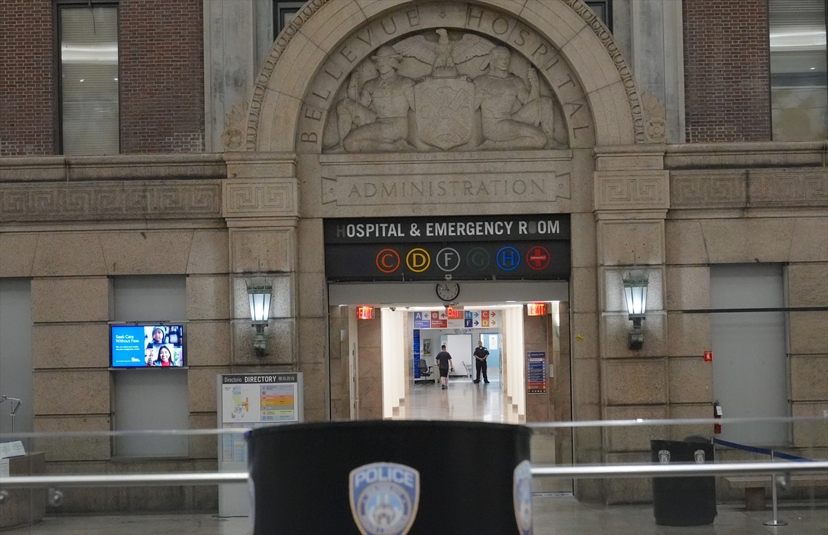 ABD'nin New York kentinde Türk bisiklet taksi sürücüsü Musa Çetin, gözaltındayken fenalaşması...