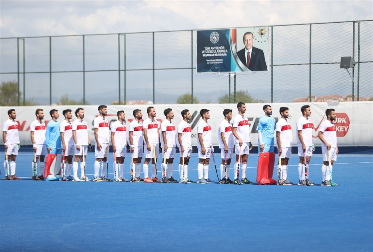 Açık Alan Hokeyi Erkekler Avrupa Şampiyonası 3, tamamlandı. Kırklareli Hokey Tesisleri'ndeki...