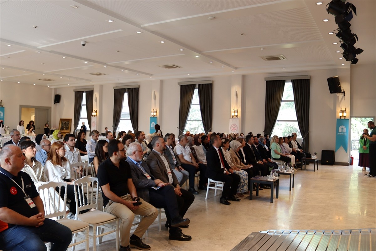 Aile ve Sosyal Hizmetler Bakanlığınca düzenlenecek "2. Yaşlılık Şurası" öncesinde "İstanbul...