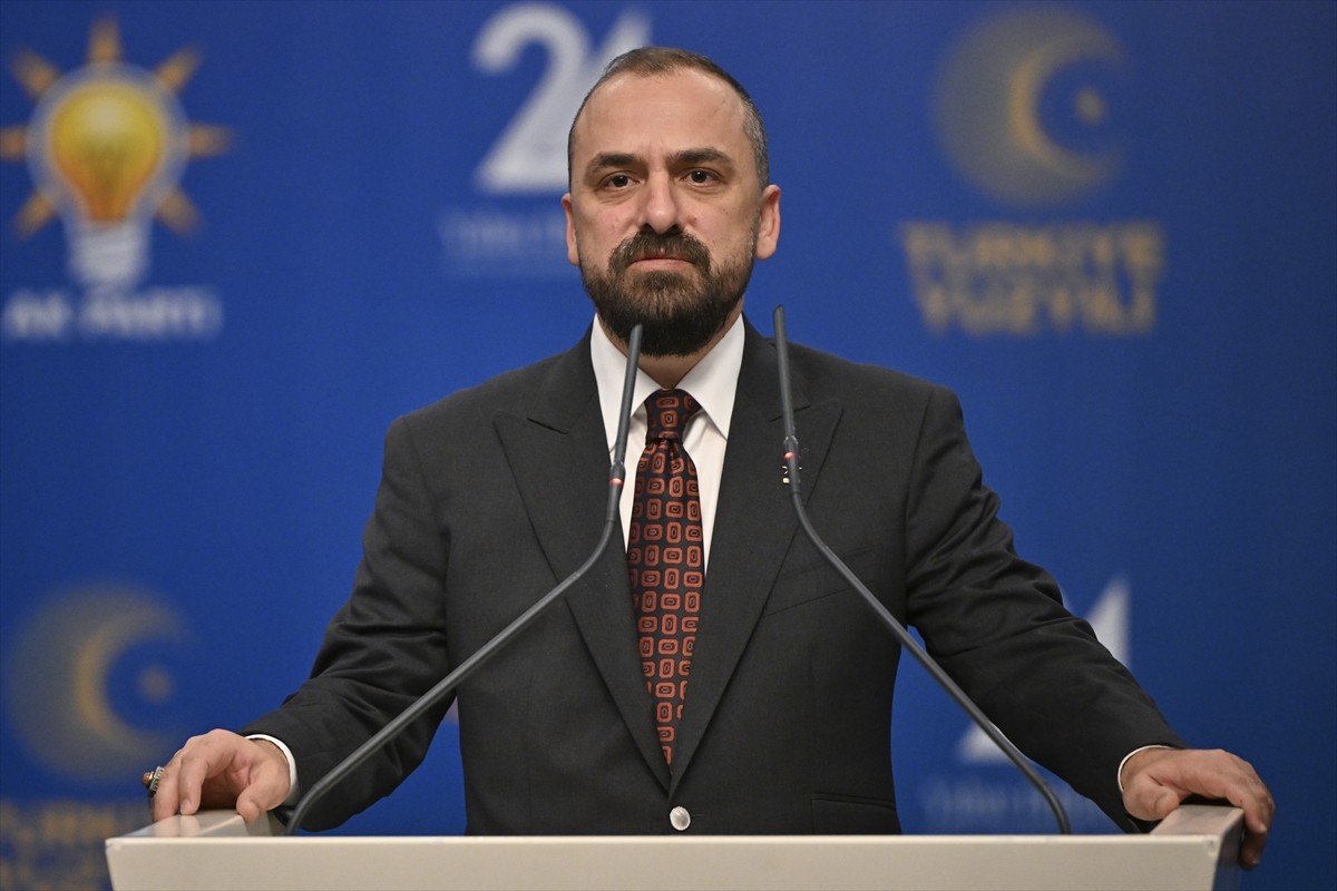 AK Parti'nin 24'üncü kuruluş yıl dönümü hazırlıklarına ilişkin parti genel merkezinde basın...