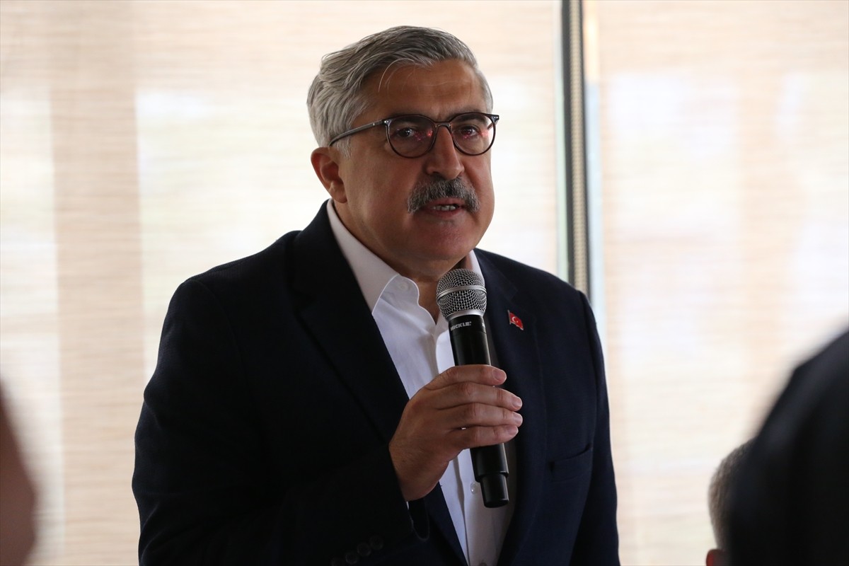 AK Parti Genel Başkan Yardımcısı ve Hatay Milletvekili Hüseyin Yayman, Hatay'ın Altınözü ilçesinde...