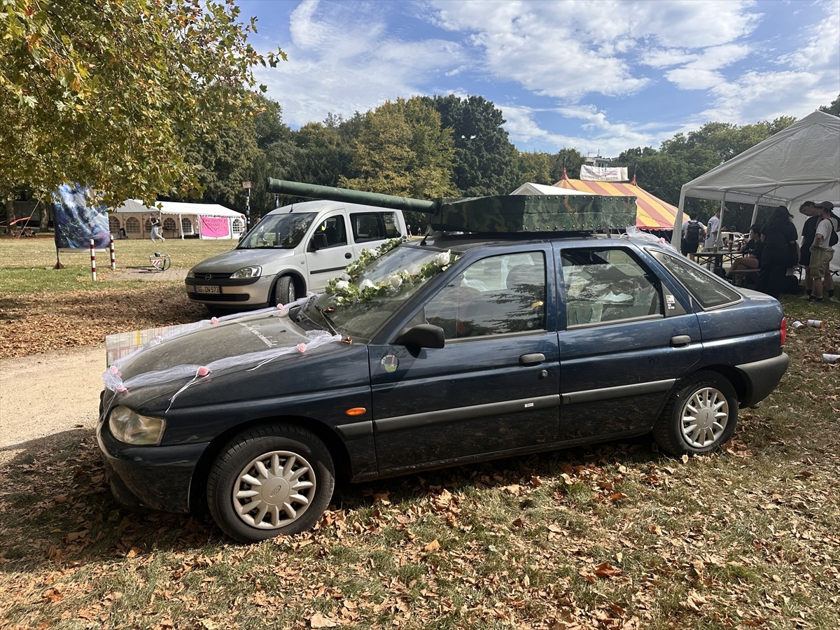 Almanya'nın Köln kentinde, İsrail'in de aralarında yer aldığı bazı ülkelere silah ihraç eden...