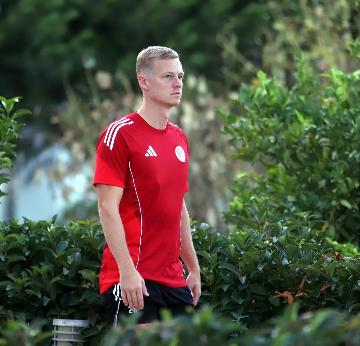 Antalyaspor, Süper Lig'deki 1200. golüne yeni transferi Belçikalı hücum oyuncusu Nikola Storm ile...