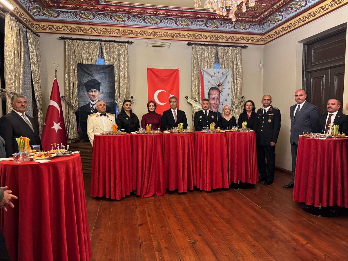 Ardahan'da 30 Ağustos Zafer Bayramı ve Türk Silahlı Kuvvetleri Günü dolayısıyla resepsiyon...