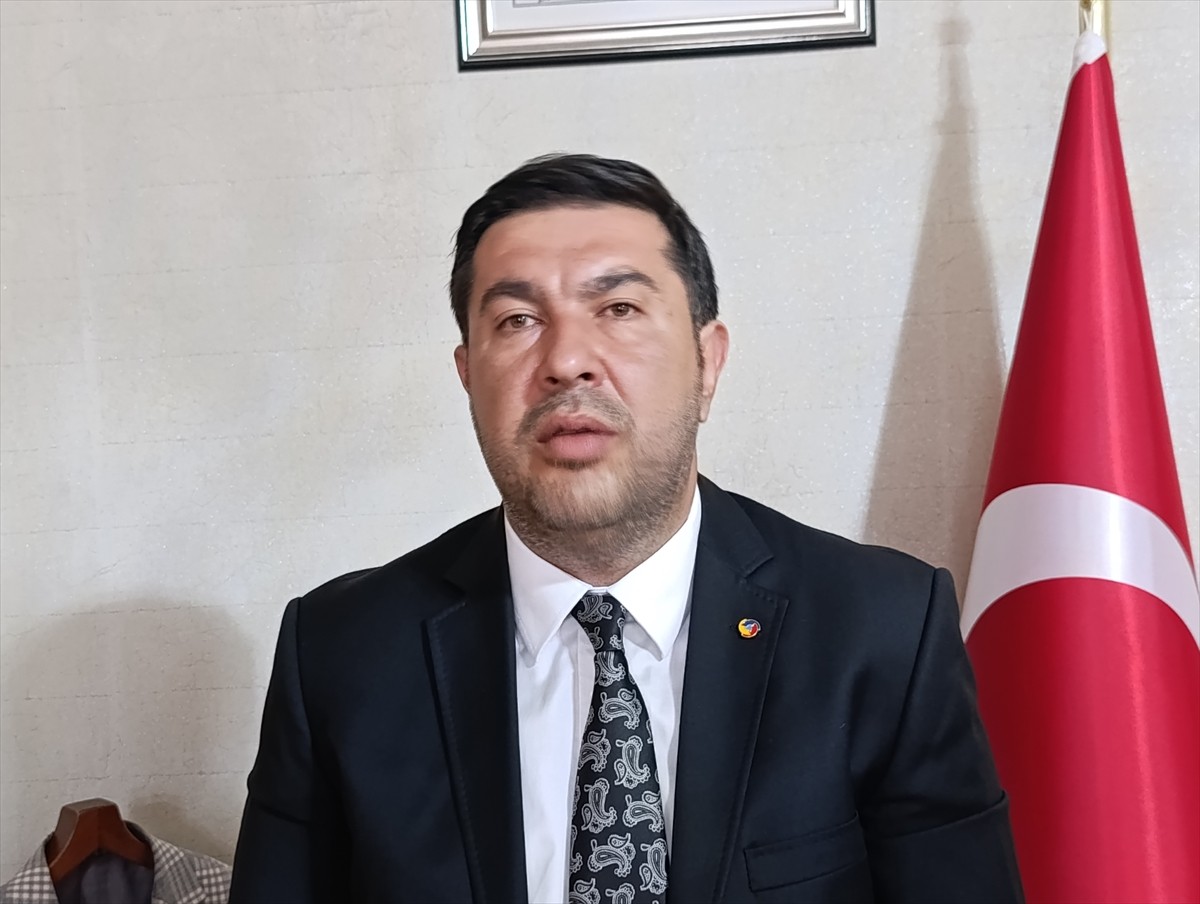 Bakü-Tiflis-Kars Demiryolu (BTK) hattıyla yılın ilk 7 ayında 250 bin ton yük taşındığı bildirildi....