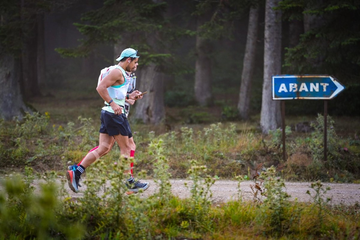 Bolu Abant Gölü Milli Parkı'nda, 3. Uluslararası Ultra Abant Patika Koşu Yarışması...