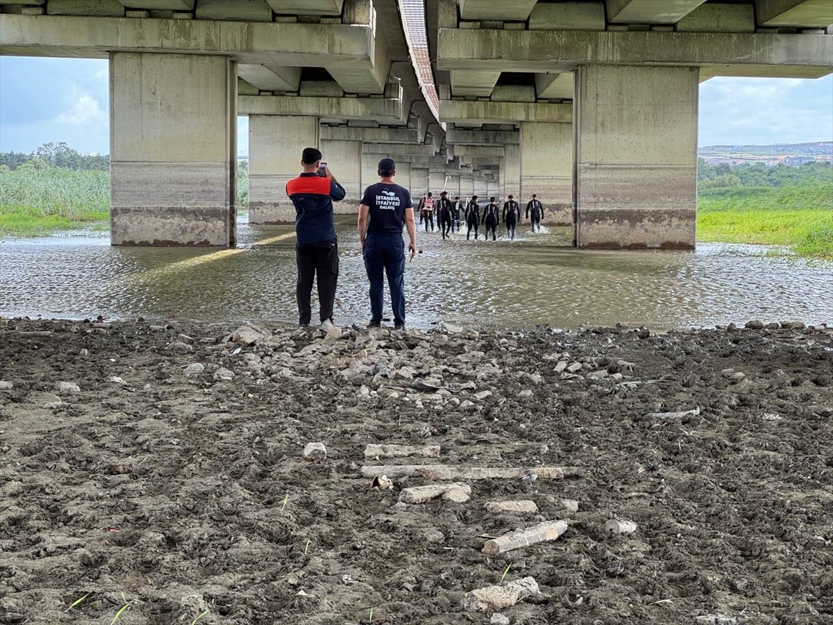 Büyükçekmece Gölü'ne balık tutmaya gittikten sonra kendisinden haber alınamayan kişinin cansız...