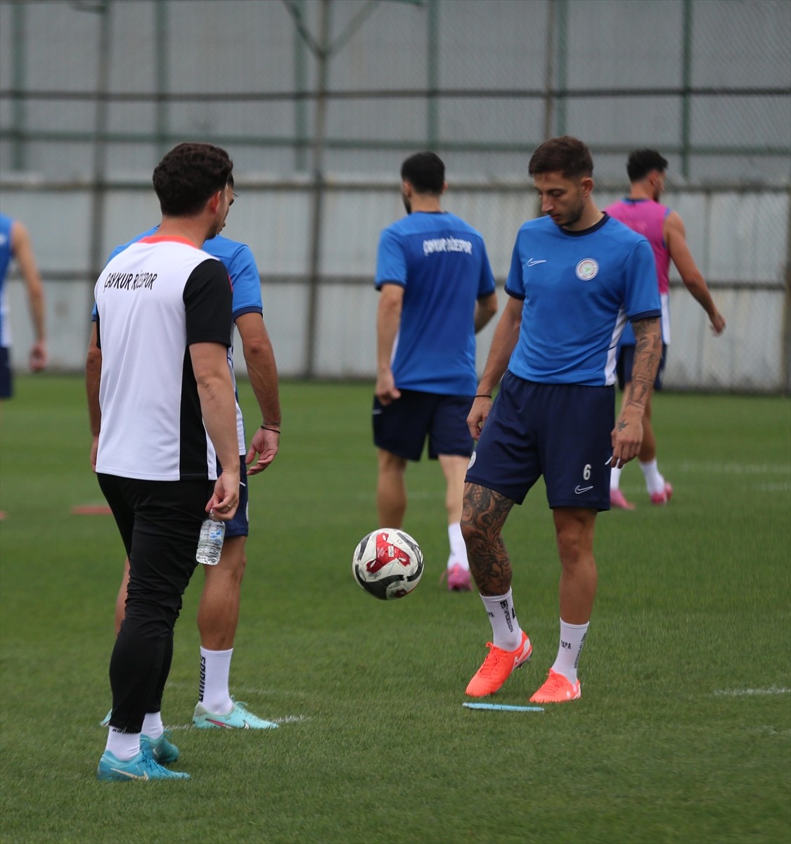 Çaykur Rizespor, Trendyol Süper Lig 2025-2026 sezonunun ilk haftasında Göztepe ile sahasında...