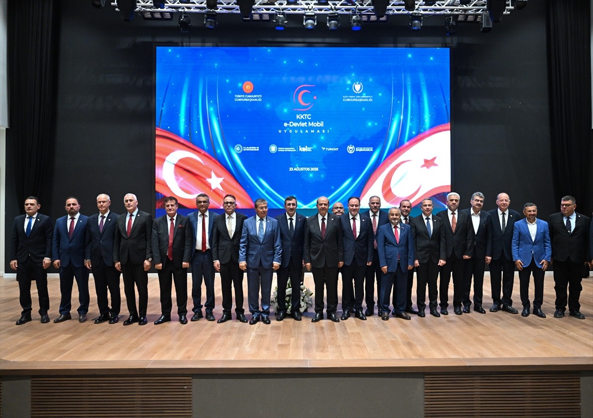 Cumhurbaşkanı Yardımcısı Cevdet Yılmaz, KKTC Cumhurbaşkanlığı Yerleşkesi'nde düzenlenen, E-Devlet...