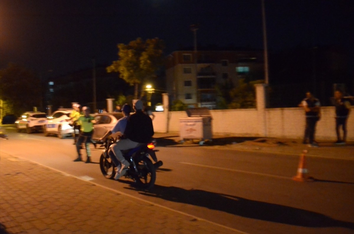 Edirne'de polisten kaçan motosiklet sürücüsüne 55 bin lira ceza kesildi.