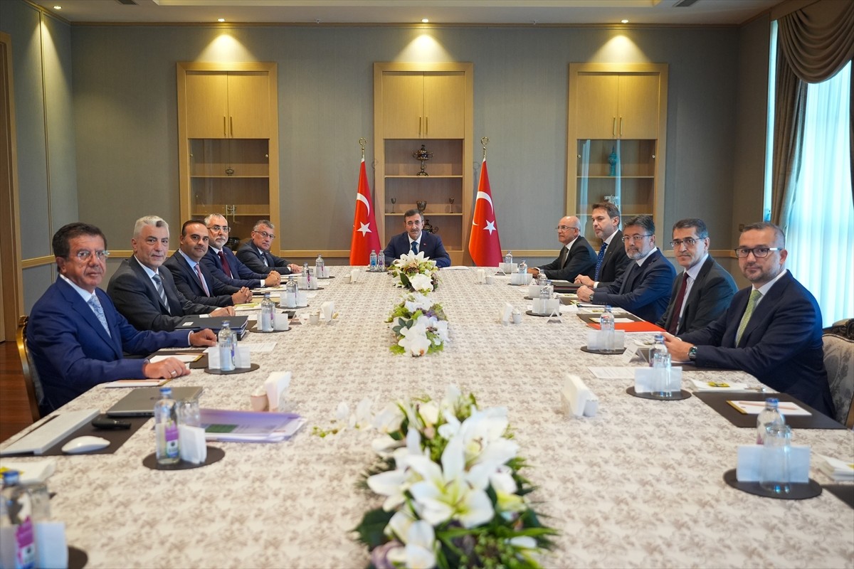 Ekonomi Koordinasyon Kurulu (EKK), Cumhurbaşkanı Yardımcısı Cevdet Yılmaz'ın başkanlığında...