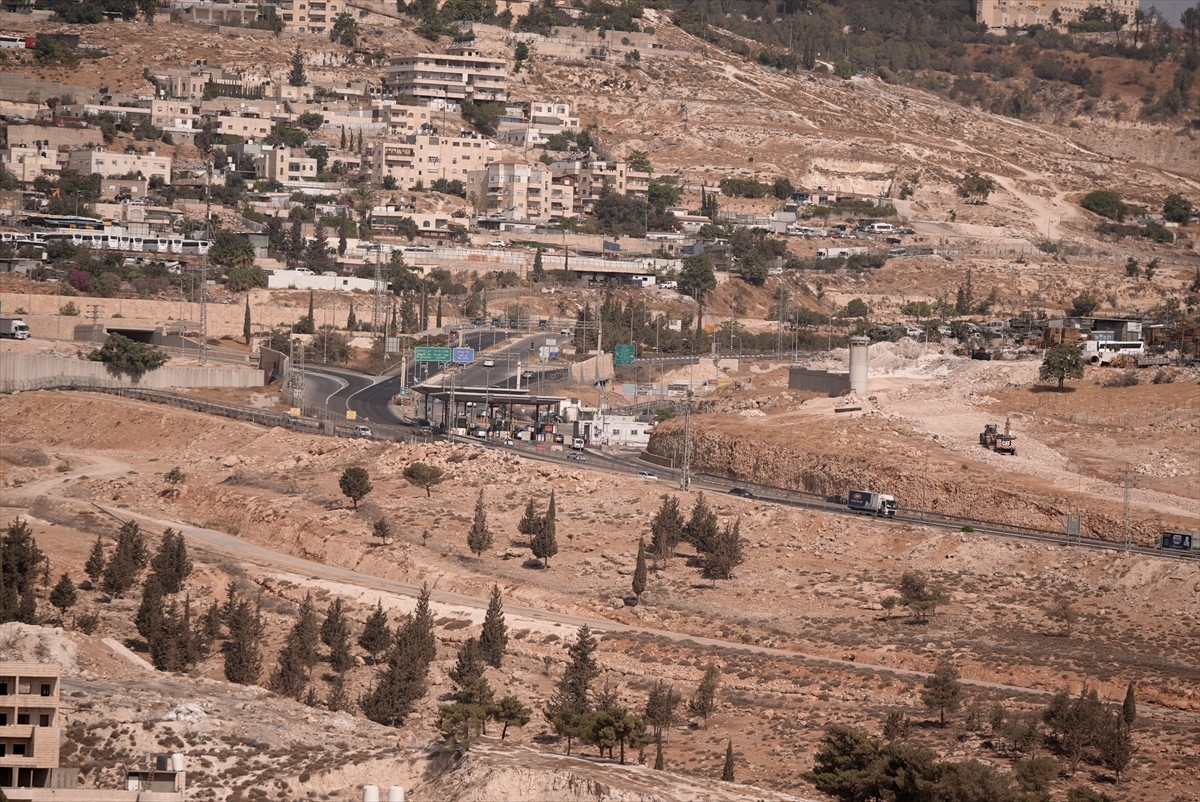 İsrail’in aşırı sağcı Maliye Bakanı Bezalel Smotrich'in işgal altındaki Doğu Kudüs’te...