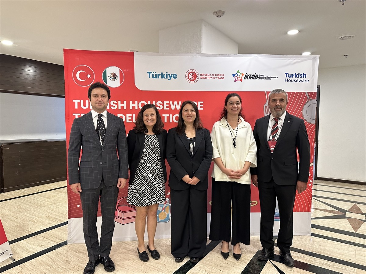 İstanbul Kimyevi Maddeler ve Mamulleri İhracatçıları Birliği (İKMİB) tarafından plastik ev ve...