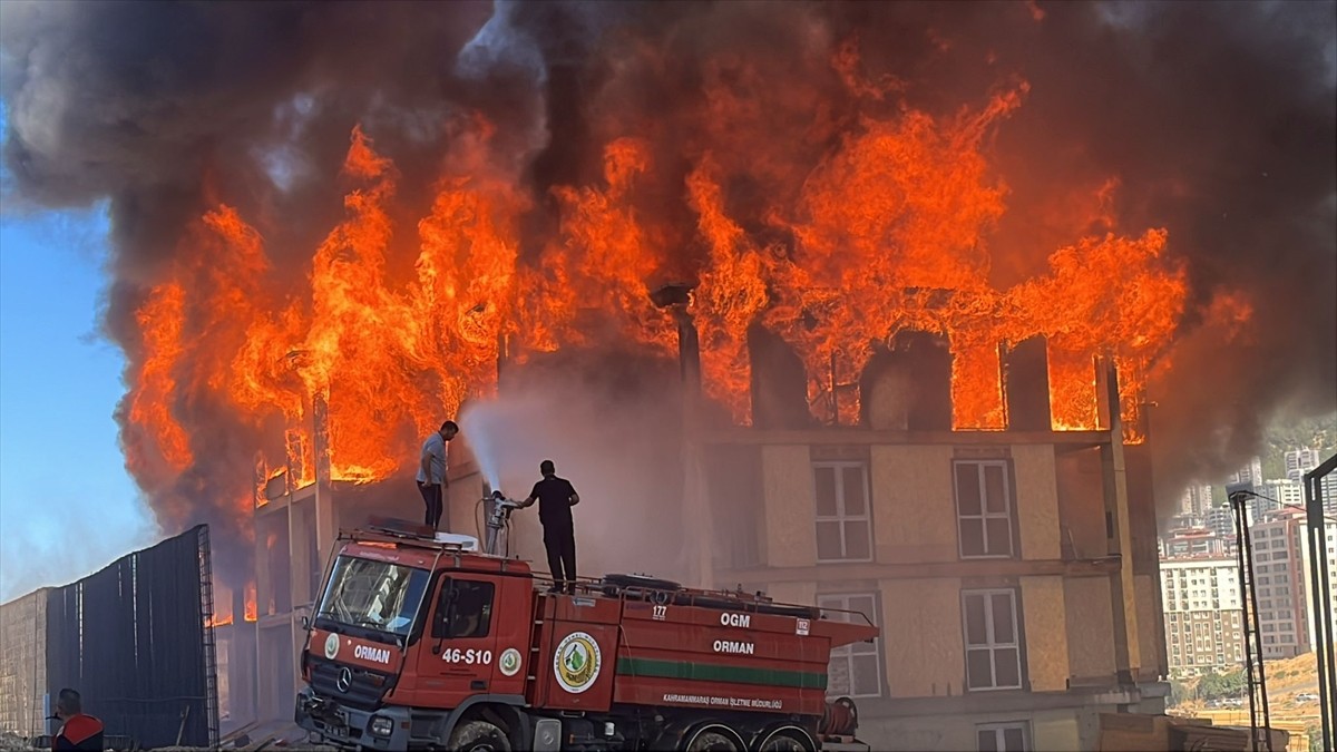 Kahramanmaraş’ın Onikişubat ilçesinde, Orman Bölge Müdürlüğüne ait kullanılmayan lojmanda çıkan...