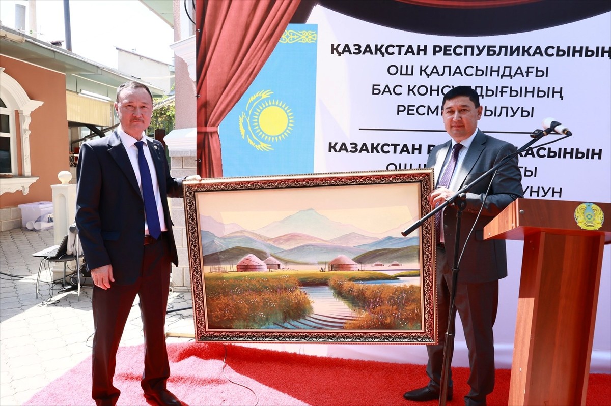 Kırgızistan'ın Bişkek ve Oş şehirlerinde, Kazakistan ile ilişkileri güçlendirmeye yönelik bir dizi...