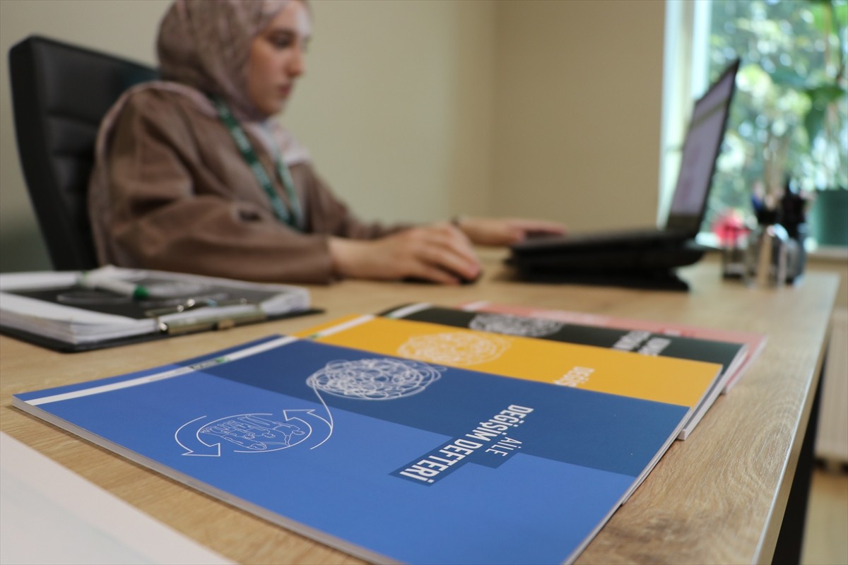 Kocaeli'de bağımlılıkla mücadelede rol alan iki merkezden biri olan İzmit Yeşilay Danışmanlık...