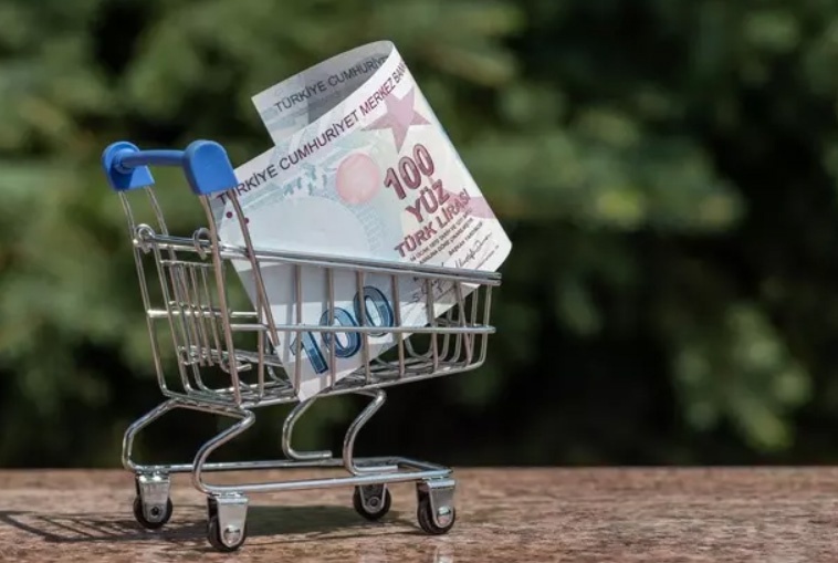 Marketlerdeki poşet oyunu bitiyor! Uymayana yeni yaptırım geliyor