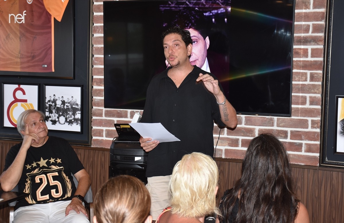 Muğla’nın Bodrum ilçesinde, kalp rahatsızlığı nedeniyle tedavi gördüğü hastanede yaşamını yitiren...